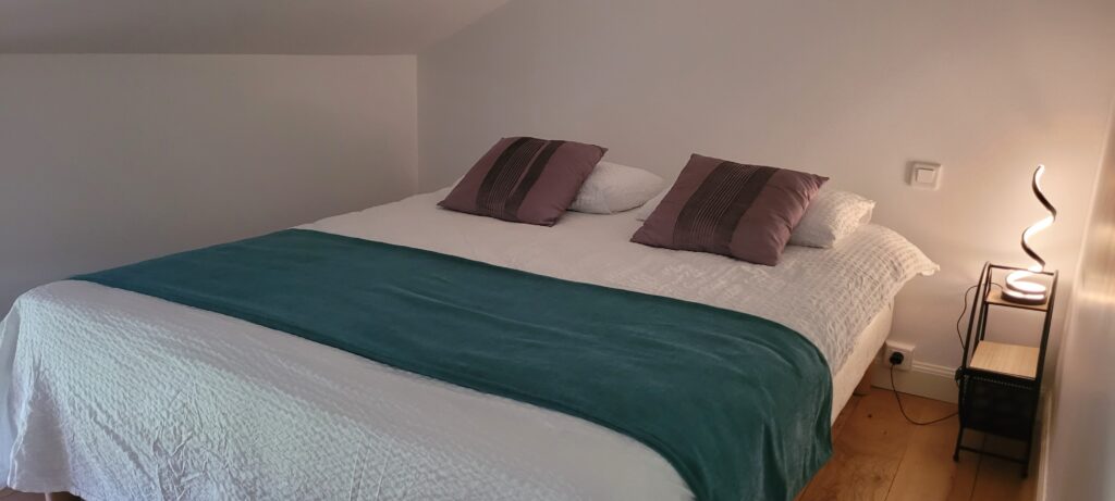 Chambre double mansardée